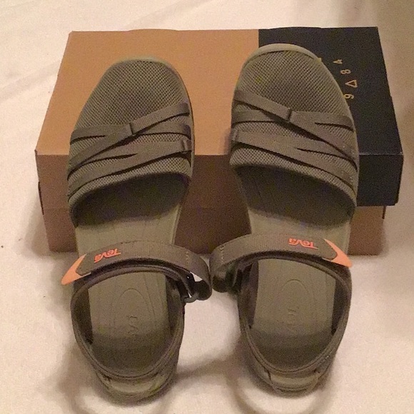 Women’s Teva Sandals - Picture 1 of 6